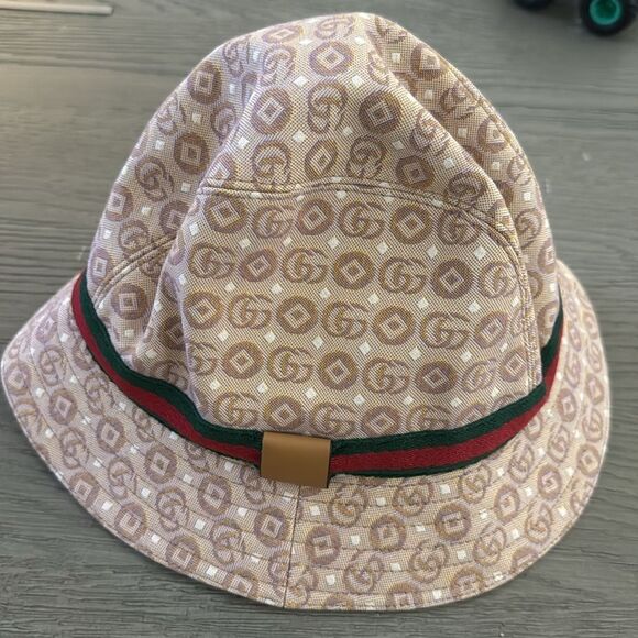 New Gucci Beige Interlocking G logo canvas hat for boys or girls - Picture 2 of 15